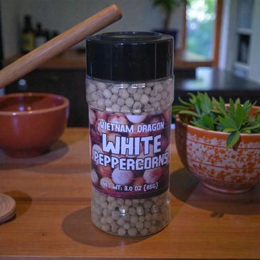 Vietnam White Dragon Whole Peppercorns